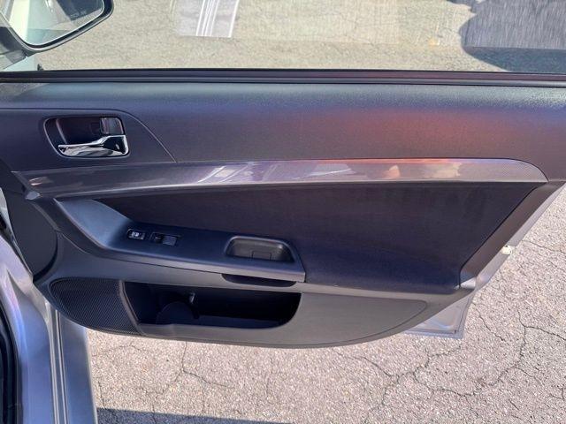 Mitsubishi Lancer 4dr Sdn Man Evolution GSR 2008