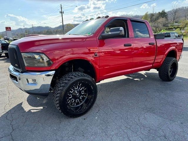 View vehicle photo 5