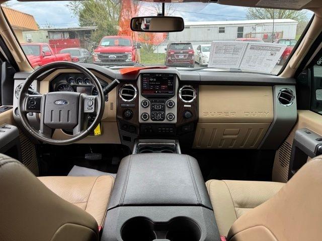 Ford Super Duty F-250 SRW 4WD Crew Cab 156" Lariat 2015
