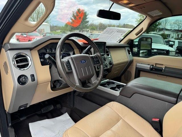 Ford Super Duty F-250 SRW 4WD Crew Cab 156" Lariat 2015