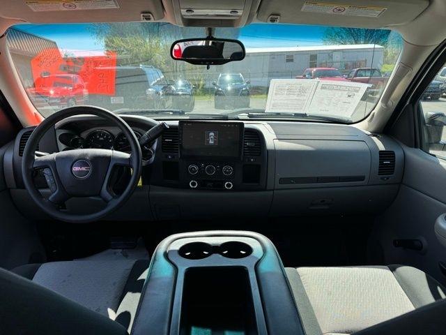 GMC Sierra 2500HD 4WD Crew Cab 153" Work Truck 2007