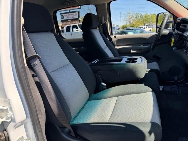 GMC Sierra 2500HD 4WD Crew Cab 153" Work Truck 2007