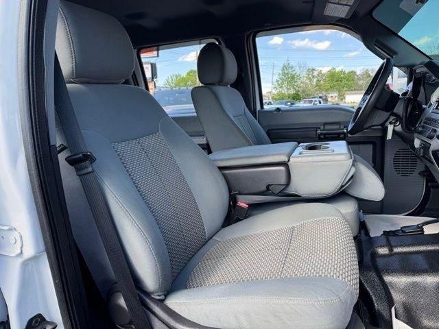 Ford Super Duty F-250 SRW Lariat 4WD Crew Cab 6.75' Box 2016