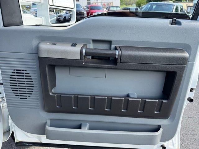 Ford Super Duty F-250 SRW Lariat 4WD Crew Cab 6.75' Box 2016