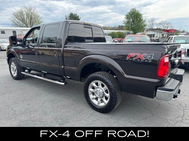 Ford Super Duty F-250 SRW 4WD Crew Cab 156" Lariat 2013
