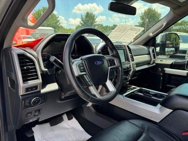 Ford Super Duty F-250 SRW Lariat 4WD Crew Cab 6.75' Box 2020