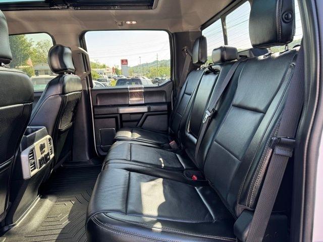 Ford Super Duty F-250 SRW Lariat 4WD Crew Cab 6.75' Box 2017