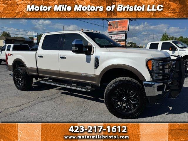 2017 Ford Super Duty F-250 SRW Lariat 4WD Crew Cab 6.75' Box