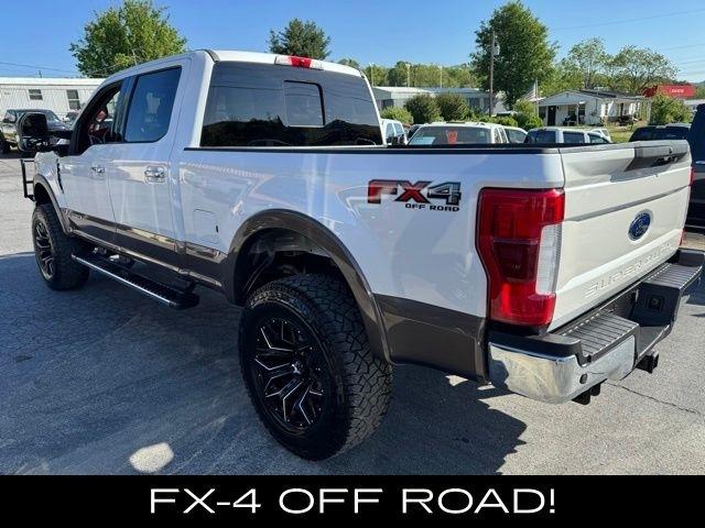 Ford Super Duty F-250 SRW Lariat 4WD Crew Cab 6.75' Box 2017
