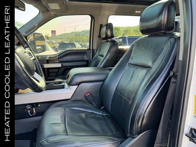 Ford Super Duty F-250 SRW Lariat 4WD Crew Cab 6.75' Box 2017