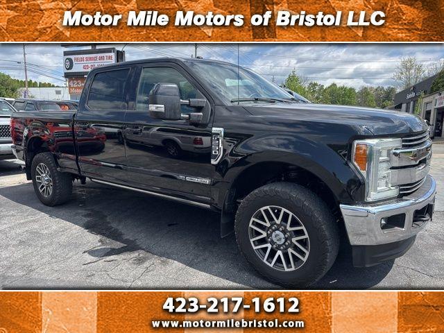 2017 Ford Super Duty F-250 SRW Lariat 4WD Crew Cab 6.75' Box