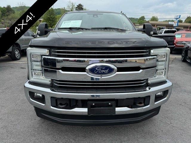 Ford Super Duty F-250 SRW Lariat 4WD Crew Cab 6.75' Box 2017