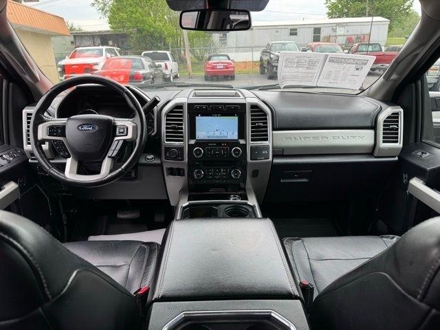 Ford Super Duty F-250 SRW Lariat 4WD Crew Cab 6.75' Box 2017