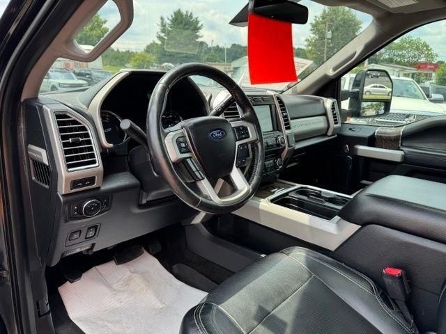 Ford Super Duty F-250 SRW Lariat 4WD Crew Cab 6.75' Box 2017