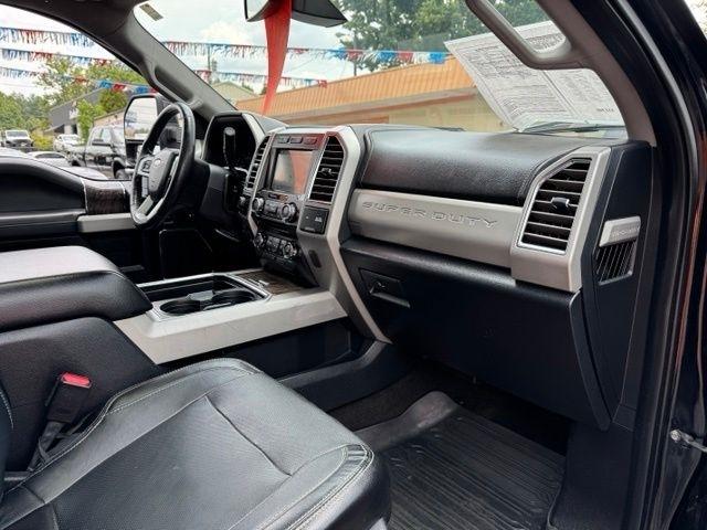 Ford Super Duty F-250 SRW Lariat 4WD Crew Cab 6.75' Box 2017