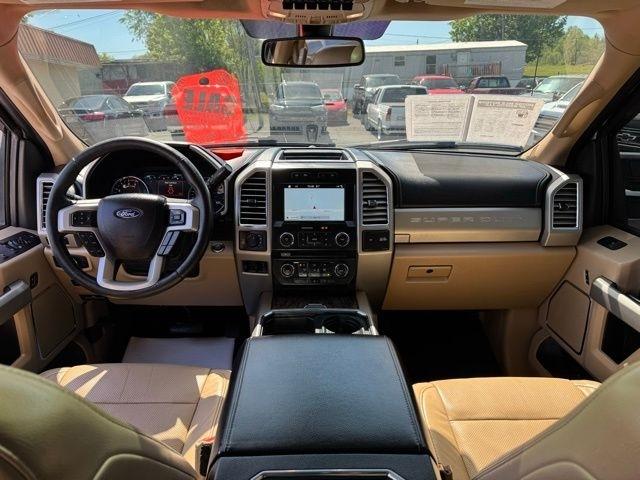 Ford Super Duty F-250 SRW Lariat 4WD Crew Cab 6.75' Box 2017