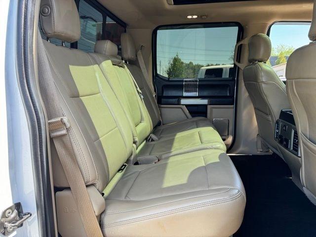 Ford Super Duty F-250 SRW Lariat 4WD Crew Cab 6.75' Box 2017