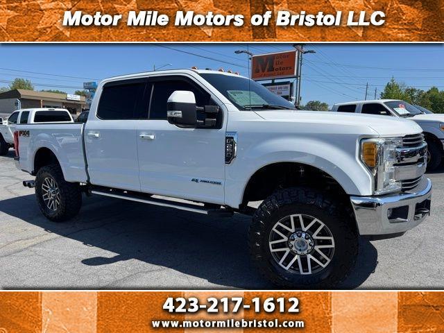 2017 Ford Super Duty F-250 SRW Lariat 4WD Crew Cab 6.75' Box