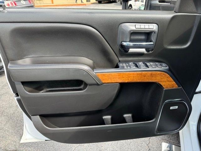 Chevrolet Silverado 2500HD 4WD Crew Cab 153.7" High Country 2019