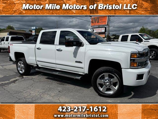 2019 Chevrolet Silverado 2500HD 4WD Crew Cab 153.7" High Country