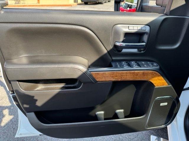 Chevrolet Silverado 2500HD 4WD Crew Cab 153.7" High Country 2019