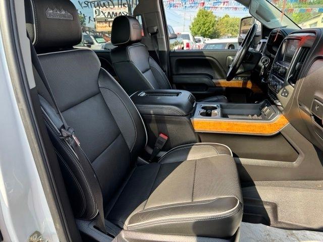 Chevrolet Silverado 2500HD 4WD Crew Cab 153.7" High Country 2019