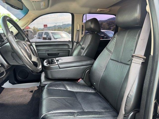 Chevrolet Silverado 2500HD 4WD Crew Cab 153.7" LT 2014