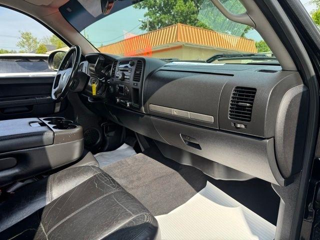 Chevrolet Silverado 2500HD 4WD Crew Cab 153.7" LT 2014
