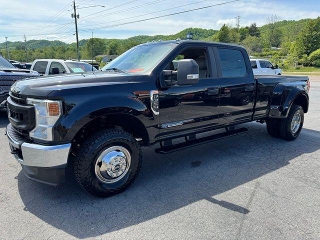 Ford Super Duty F-350 DRW King Ranch 4WD Crew Cab 8' Box 2022