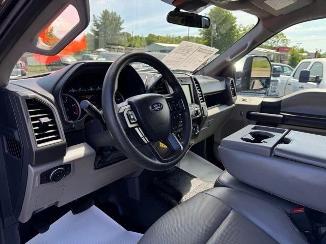 Ford Super Duty F-350 DRW King Ranch 4WD Crew Cab 8' Box 2022