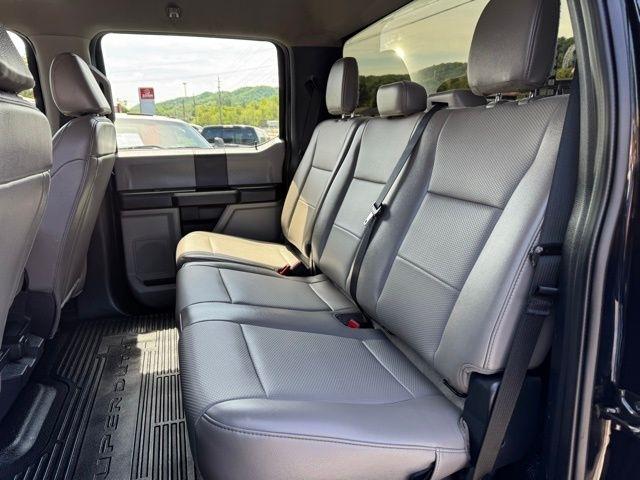 Ford Super Duty F-350 DRW King Ranch 4WD Crew Cab 8' Box 2022