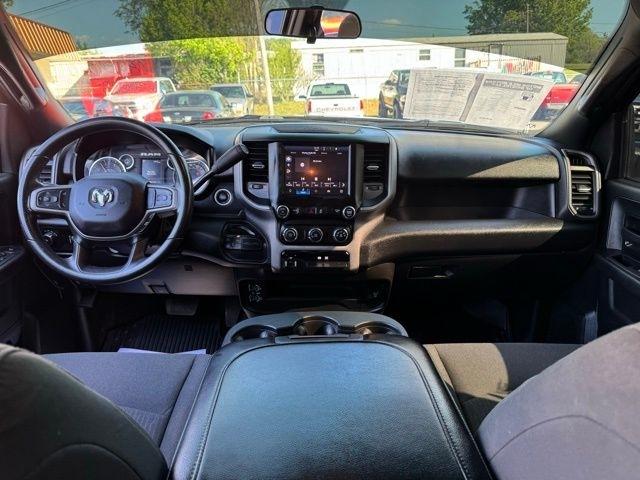 RAM 2500 Tradesman 4x4 Crew Cab 6'4" Box 2024