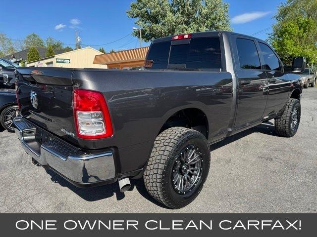 RAM 2500 Tradesman 4x4 Crew Cab 6'4" Box 2024