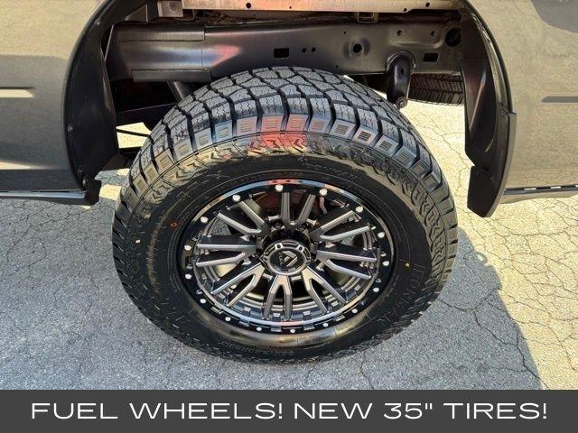 RAM 2500 Tradesman 4x4 Crew Cab 6'4" Box 2024