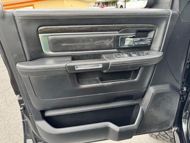 RAM 2500 Limited 4x4 Mega Cab 6'4" Box 2017