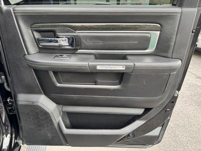 RAM 2500 Limited 4x4 Mega Cab 6'4" Box 2017