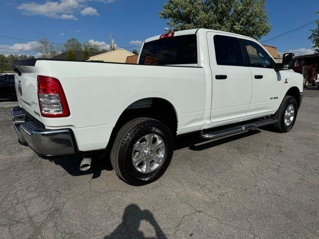 RAM 2500 Big Horn 4x4 Crew Cab 6'4" Box 2024