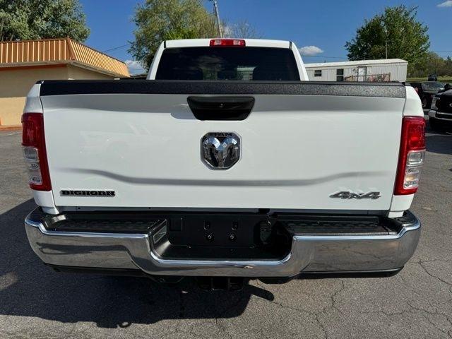 RAM 2500 Big Horn 4x4 Crew Cab 6'4" Box 2024