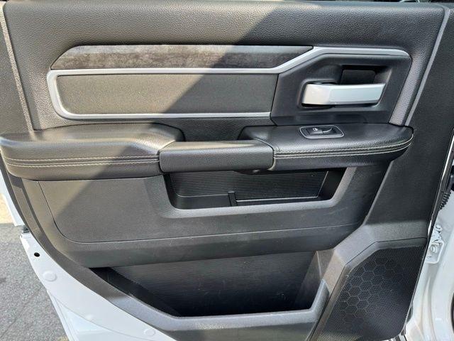 RAM 2500 Big Horn 4x4 Crew Cab 6'4" Box 2024