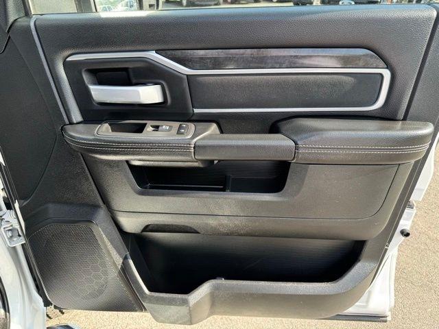 RAM 2500 Big Horn 4x4 Crew Cab 6'4" Box 2024