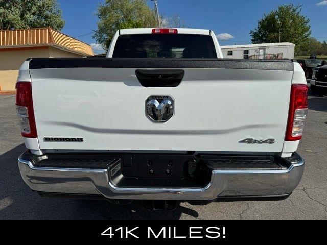 RAM 2500 Big Horn 4x4 Crew Cab 6'4" Box 2024