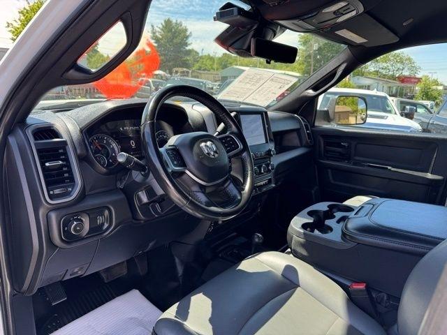 RAM 3500 Tradesman 4x4 Crew Cab 6'4" Box 2022