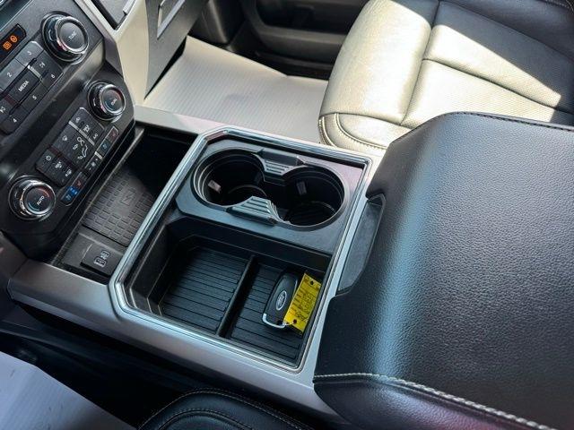 Ford Super Duty F-250 SRW Lariat 4WD Crew Cab 6.75' Box 2021