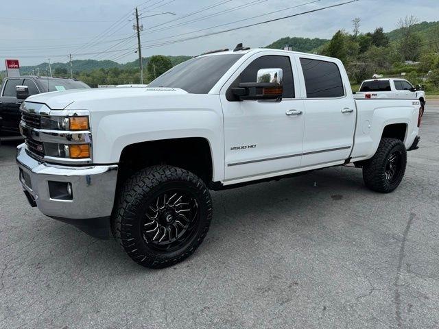 Chevrolet Silverado 2500HD 4WD Crew Cab 153.7" LTZ 2016