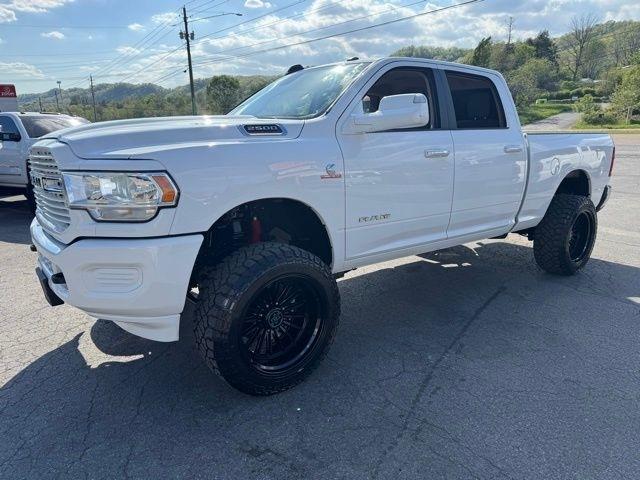 RAM 2500 Big Horn 4x4 Crew Cab 6'4" Box 2019