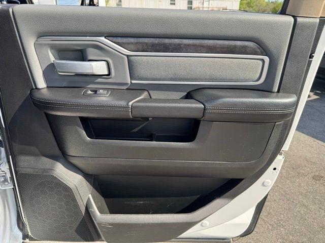 RAM 2500 Big Horn 4x4 Crew Cab 6'4" Box 2019