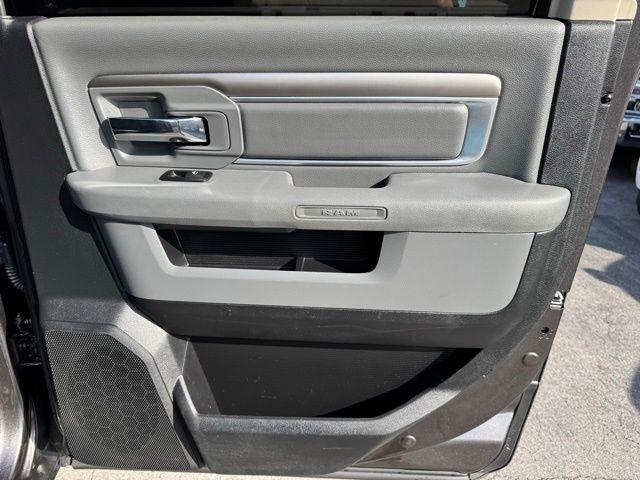 RAM 2500 4WD Mega Cab 160.5" Big Horn 2015