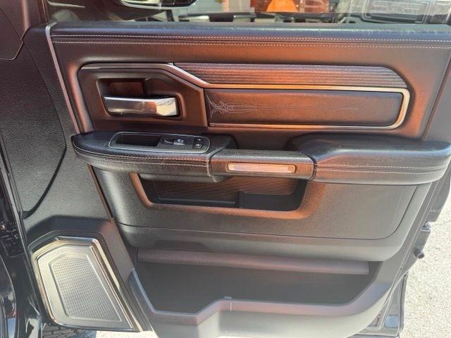 RAM 2500 Limited 4x4 Mega Cab 6'4" Box 2019