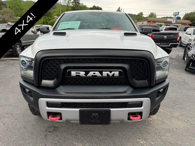 RAM 1500 4WD Crew Cab 140.5" Rebel 2016