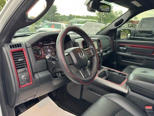 RAM 1500 4WD Crew Cab 140.5" Rebel 2016